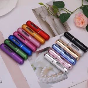 Set de atomizadores de perfume recargables de 5ml para viaje en diversos colores vibrantes