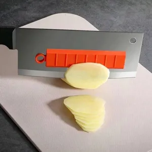 Accesorio de silicona antiadherente para cuchillos evita que las rodajas se peguen