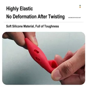 Housses de poignée de casserole anti-brûlure en silicone rouge souple pour cuisine chaude