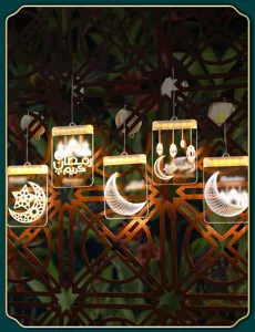 Luces colgantes LED 3D de Ramadán con motivos de estrellas, lunas y mezquitas en panel de rejilla.