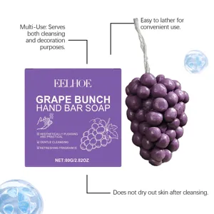 Détail du savon EELHOE en forme de grappe violette avec emballage et caractéristiques