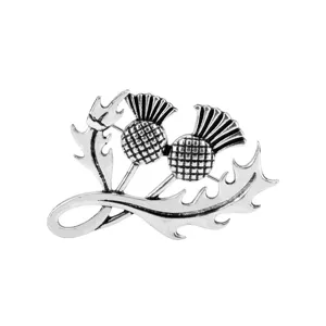 Exquisite vintage silver-toned Scottish thistle flower brooch pin with detailed leaves