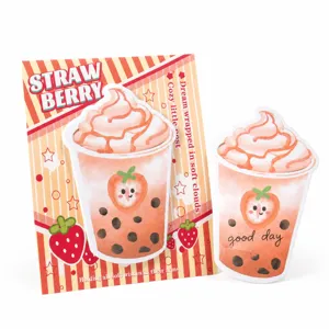 Lindas notas adhesivas con forma de té de burbujas de fresa y tarjeta decorativa