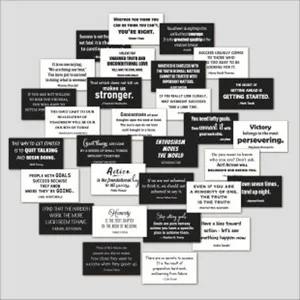 Collection de soixante-douze cartes d'inspiration noir et blanc avec des citations motivantes.
