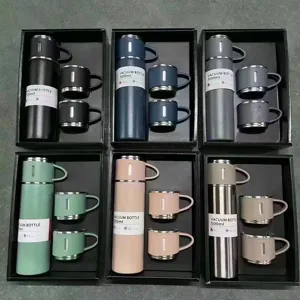 Set borraccia termica 500ml in acciaio inox con 3 tazze in confezione regalo