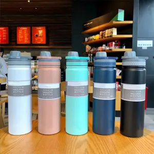 Close-up of 750ml vacuum insulated stainless steel water bottles in five matte colors.