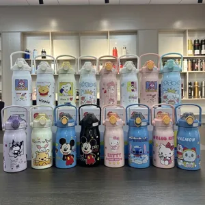 Sammlung von 316 Edelstahl-Isolierflaschen mit farbenfrohen Zeichentrickfiguren