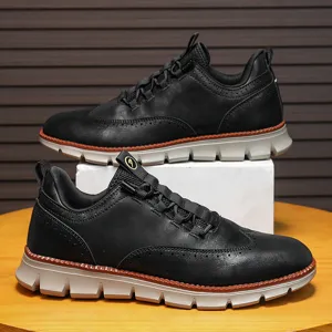 Klassische schwarze Brogue-Lederschuhe mit leichter, lässiger Sneaker-Sohle für Herren