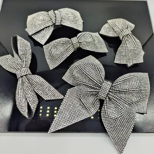 Barrette à Cheveux Nœud en Strass Brillant Pince à Ressort en Alliage pour Femmes Bijoux de Mariage Fête Cadeau Accessoires de Cheveux