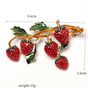 Creative crystal strawberry brooch pin elegant fashion plant rhinestone jewelry accessory gift