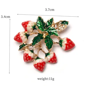 Creative strawberry brooch cute crystal rhinestone plant lapel pin fashion jewelry accessory
