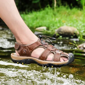 Men's brown outdoor sandals with closed toe, bungee laces and slip-resistant rubber sole.