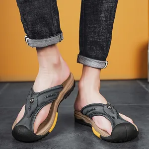 Sandali da spiaggia estivi leggeri in vera pelle per uomo scarpe comode infradito casual