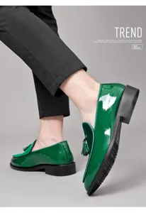 Hombres verde charol cuero borlas mocasines punta fina boda negocios zapatos finos