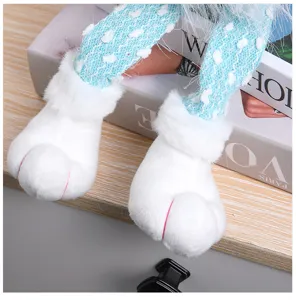 Leuke pluche pop been detail decoratie accessoire, ideaal voor Pasen thuis display.