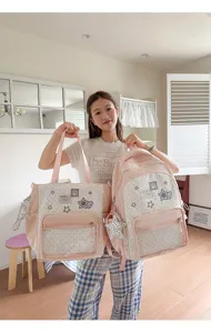 Süßer japanischer rosa Pünktchen Schulrucksack und passende Tragetasche Set für Schüler.