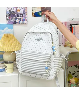 Gedetailleerd overzicht van de schattige sterren streep schooltas, lichtgewicht voor studenten.
