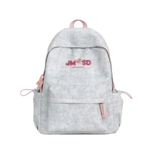 Gran mochila gris para estudiantes con detalles rosas y un diseño muy elegante.