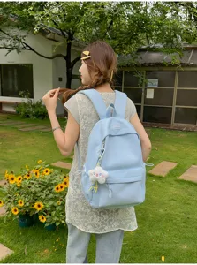 Zaino scolastico in nylon casual leggero per studenti, zaino giornaliero colorato grande.
