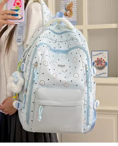 Süßer Cartoon Wolken Druck großer Kapazität Schulrucksack Detail, leichter Schulranzen.