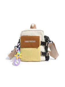 Sac bandoulière tactique colorblock avec pendentif étoile, sac d'épaule urbain stylé pour téléphone.