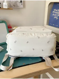 Niedlicher rucksack mit blätter print, großer kapazität lässiger tagesrucksack für schüler.