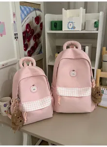 Rosa Karomuster Schulrucksack mit süßem Bären Aufnäher, große Schultasche für Schülerinnen.