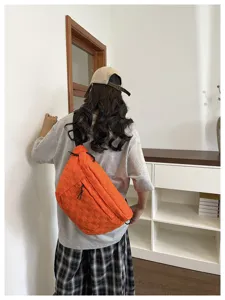 Helle orange Nylon lässige Umhängetasche Brusttasche, große Kapazität Mode Gürteltasche Reise.