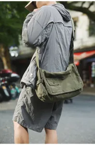 Vintage Canvas Umhängetasche für den Alltag, große Kapazität Schultertasche lässig.