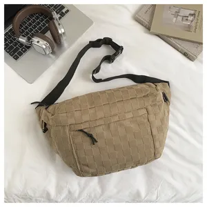 Stilvolle Nylon Freizeittasche mit Webmuster, grosse Kapazitaet fuer Alltag und Reisen.