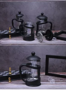 Gedetailleerd overzicht van de zwarte cafetière koffiezetapparaat hittebestendig glas