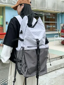 Nuovo zaino a quadri sport outdoor moda 2026, grande capacita borsa viaggio unisex.