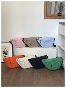 Stylische Nylon Bonbonfarben Große Kapazität Brusttasche Gürteltasche Umhängetasche Reise