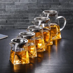 Ensemble de pichet à thé en verre transparent avec filtre inox résistant à la chaleur.