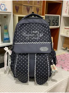 Vue détaillée du joli sac à dos style harajuku avec imprimé d'étoiles et oreilles de lapin.