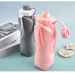 Collapsible silicone water bottle, portable outdoor sports folding kettle, heat-resistant large capacity.