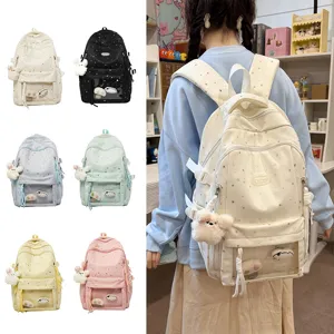 Japanischer stil süßer sternen rucksack mit transparentem vorderen fach und plüschanhänger.