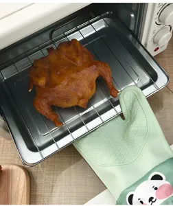 Silicone oven mitt kitchen heat resistant baking glove with cute bear design detailed view.