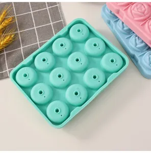 Silicone 12-cavity round ice cube mold, flexible kitchen DIY tool for bar drinks and home