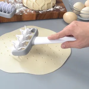 Küche Backen Teigroller Nadelroller Piekser für Pizza Kuchen Brot Zubereitung Werkzeug.