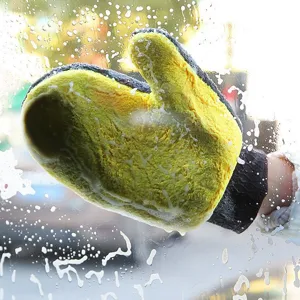 Microfiber car wash mitt double-sided cleaning glove for auto detailing and exterior care.