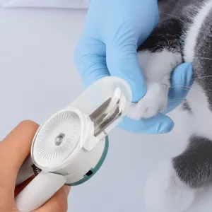 Haustier-Nagelknipser mit transparentem Spritzschutz, sicherer und einfacher Krallenschneider.