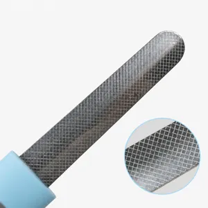 Double-sided pet nail file with fine diamond pattern, smooth head and thick durable file surface.