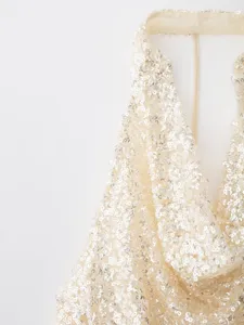 Vista dettagliata top da festa schiena scoperta halter con paillettes scintillanti donna