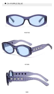 Modische violette Kunststoff Sonnenbrille mit blauen Gläsern und einzigartigen Bügeln.
