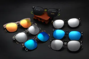 Trendy metal hollow-out colorful lens fashion sunglasses for men and women street wear.