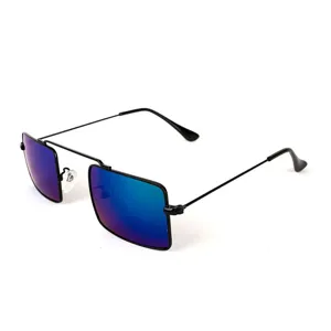 Gafas de sol retro steampunk con montura cuadrada de metálica y lentes coloridas.
