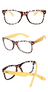 Gafas retro con patillas de madera y montura con estampado de leopardo moda