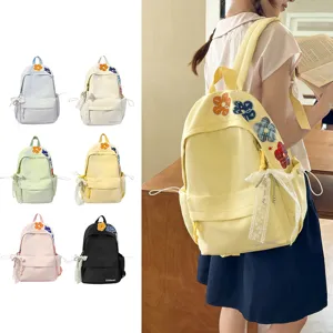 Japanischer Harajuku-Stil Canvas Rucksack mit bestickten Blumen und süßer Schleife.