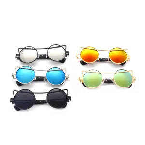 Trendy round metal cat-eye sunglasses for women and men, ideal for outdoor street fashion wear.